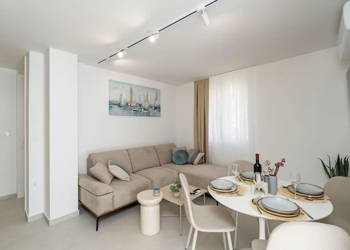 Lejlighed Modern Escape With Balcony - Near The Ferry Port Dubrovnik