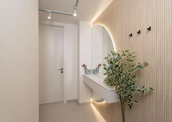 Lejlighed Modern Escape With Balcony - Near The Ferry Port