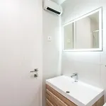 Modern Escape With Balcony - Near The Ferry Port شقة دوبروفينك