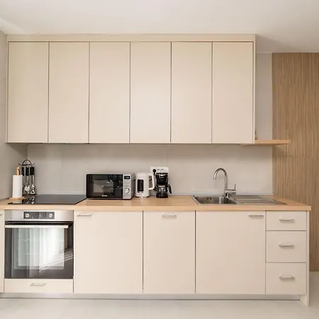 Modern Escape With Balcony - Near The Ferry Port * 杜布罗夫尼克