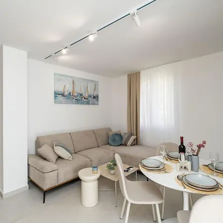 公寓 Modern Escape With Balcony - Near The Ferry Port 杜布罗夫尼克