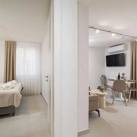 Modern Escape With Balcony - Near The Ferry Port 公寓 杜布罗夫尼克